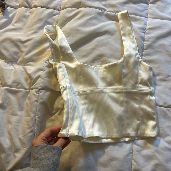 Aritzia corset cami - Picture 2 of 3